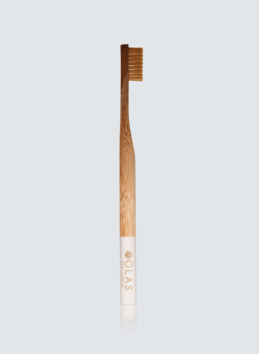 OLAS Toothbrush Natural - White Handle